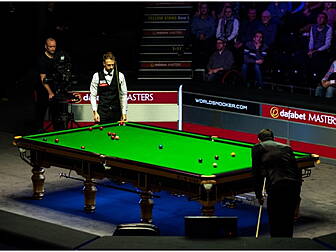 Live snooker returns to TV tod...
